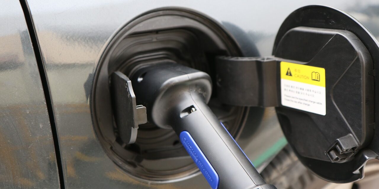 electric-car-gedaf3bdfd_1280 anfia motus-e legge bilancio